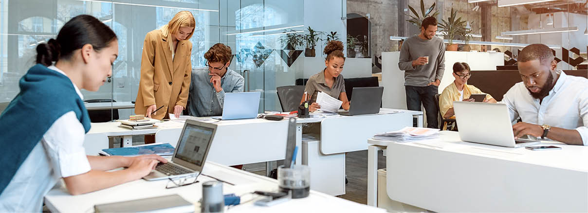 Busy day  Group of multiracial business people working together in the creative co-working space  Team building concept  Office life  Web banner